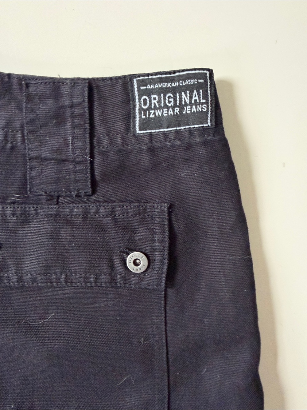 Liz Claiborne Black Cuffed Bermuda Shorts - Picture 6 of 7